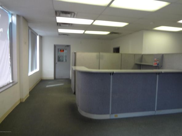 816 Providence Rd, Scranton, PA 18508
